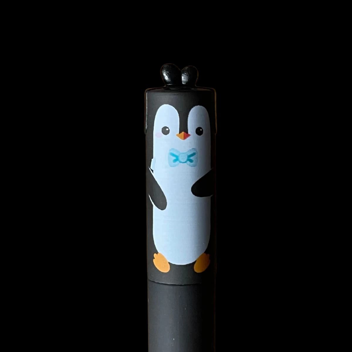 Pinguin Always Cool Legami Erasable Pen – closeup